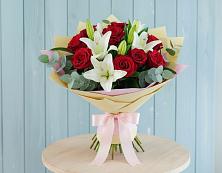 Букет цветов из:  Лилии и Розы в Бараново