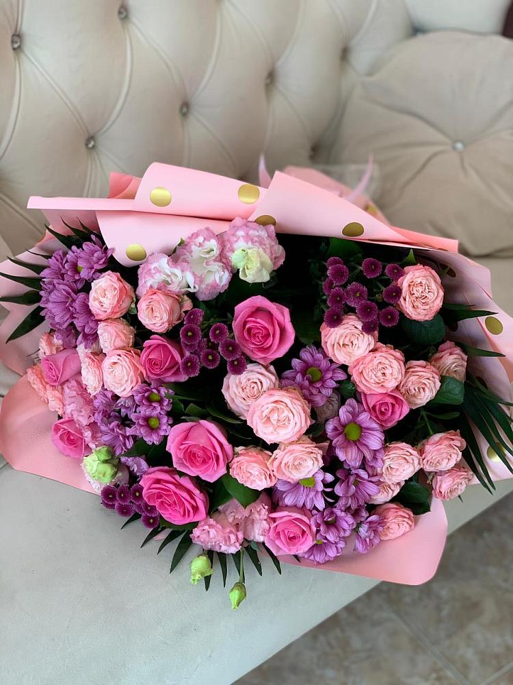 Букет цветов из: Хризантемы, Розы и Лизиантусы в Бараново