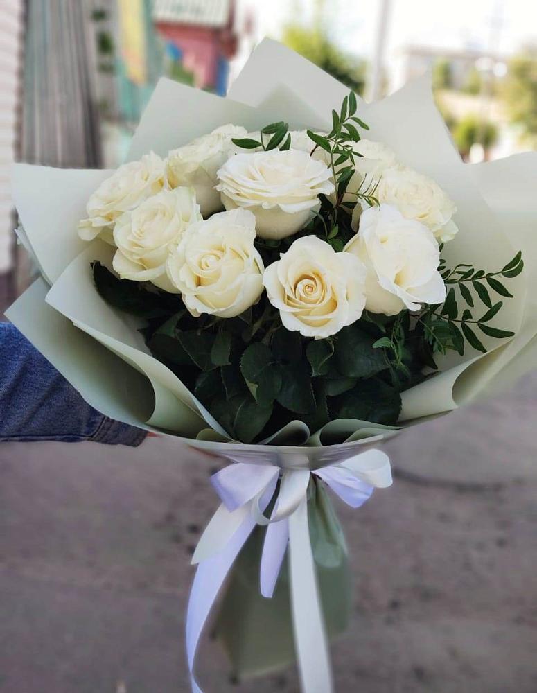 Букет Белые розы Проуд в Бараново