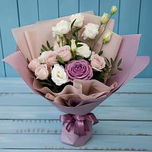 Букет цветов из:  Розы и Лизиантусы в Бараново