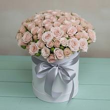 Цветочная композиция из Розы в шляпной коробке в Бараново