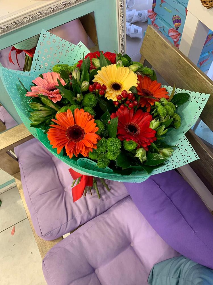 Букет цветов из: Герберы, Хризантемы и Альстромерии в Бараново