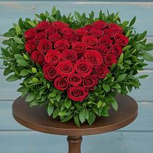 Цветочная композиция из Розы в виде сердца в Бараново