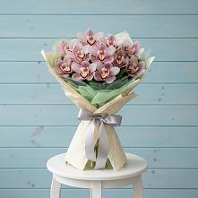 Букет цветов из:  Орхидеи и Розы в Бараново