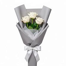 Букет 3 белые розы в Бараново