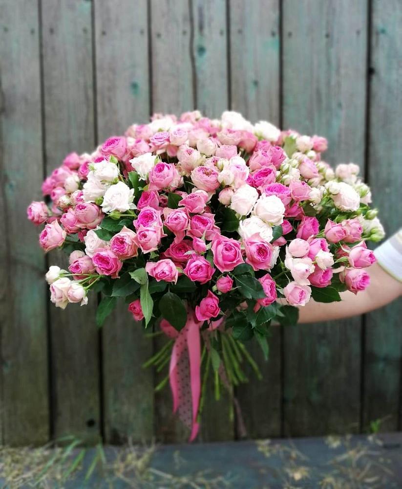 Букет Розовые кустовые розы Натали и Лав Лидия в Бараново