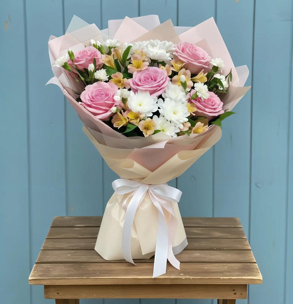 Букет цветов из: Гвоздики, Орхидеи и Розы в Бараново