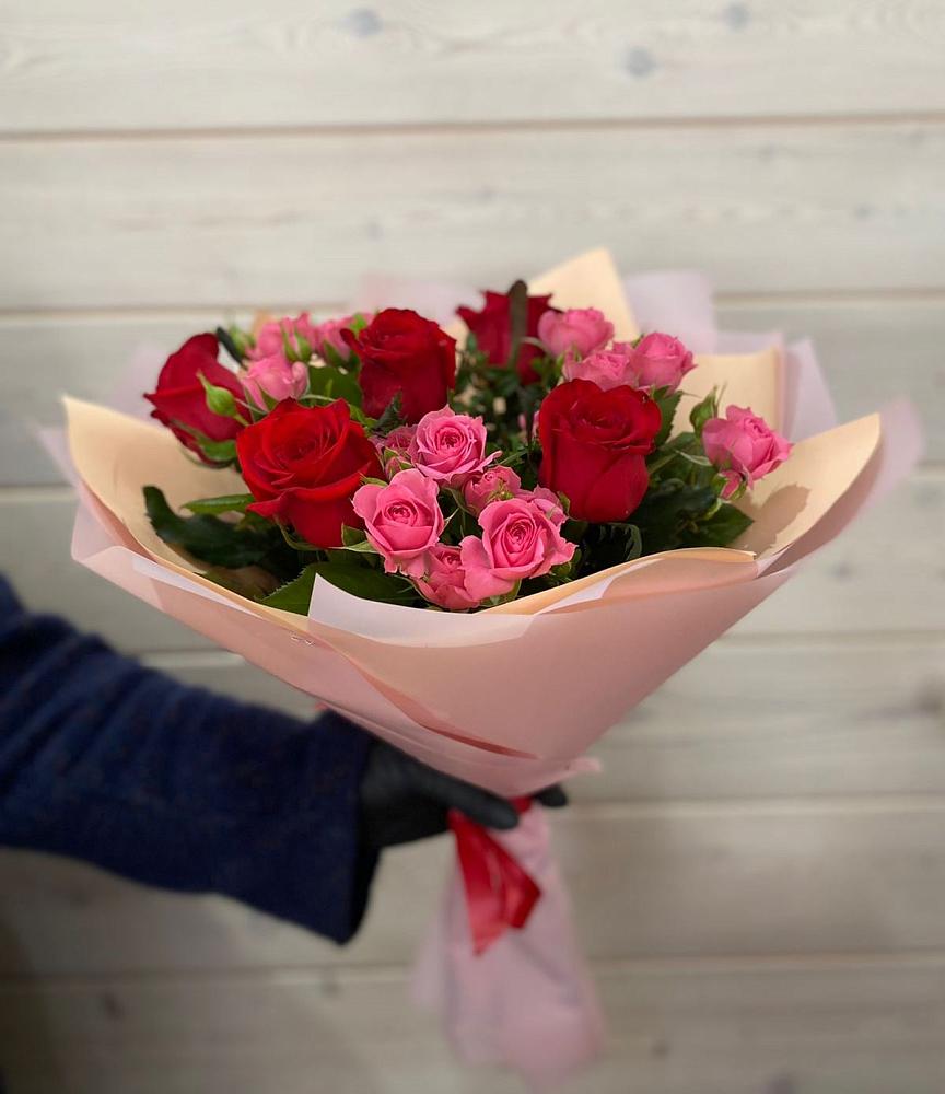 Букет цветов из: Розы в Бараново